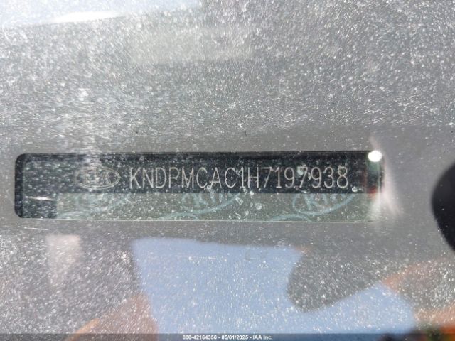 KNDPMCAC1H7197938 KIA Sportage Lx