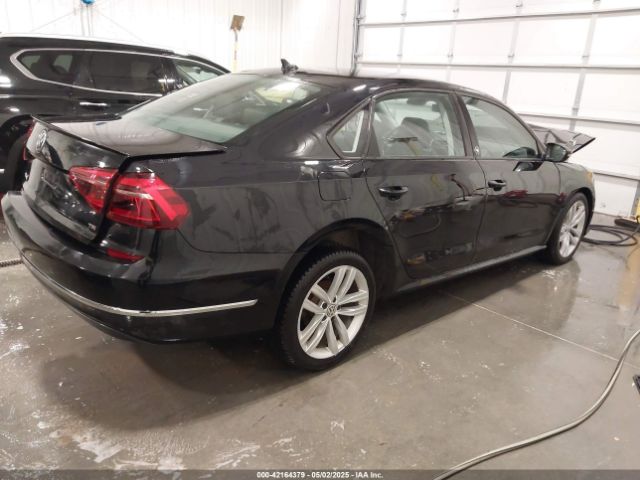 2019 VOLKSWAGEN PASSAT 1VWLA7A36KC004077 Photo 3