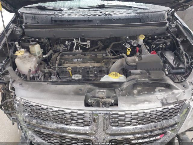 3C4PDCBB8KT873682 Dodge JOURNEY SE