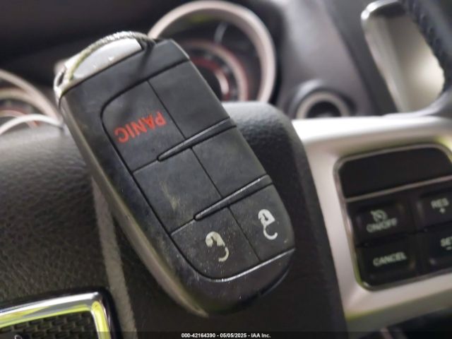 3C4PDCBB8KT873682 Dodge JOURNEY SE