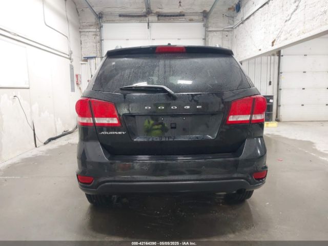 3C4PDCBB8KT873682 Dodge JOURNEY SE