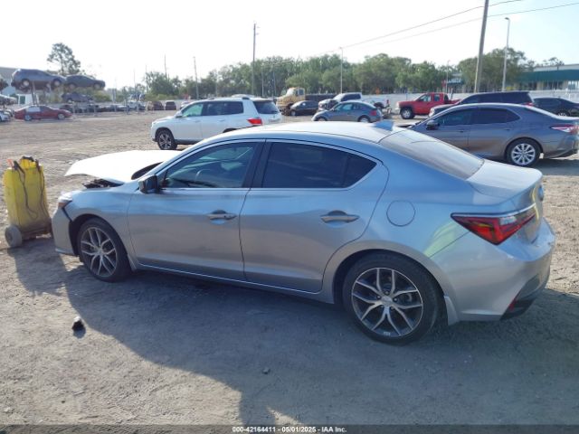 19UDE2F7XLA010943 Acura Ilx Premium Package/technology Package