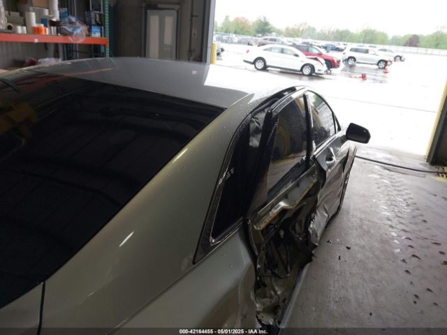 3LN6L2GK5FR622117 Lincoln MKZ