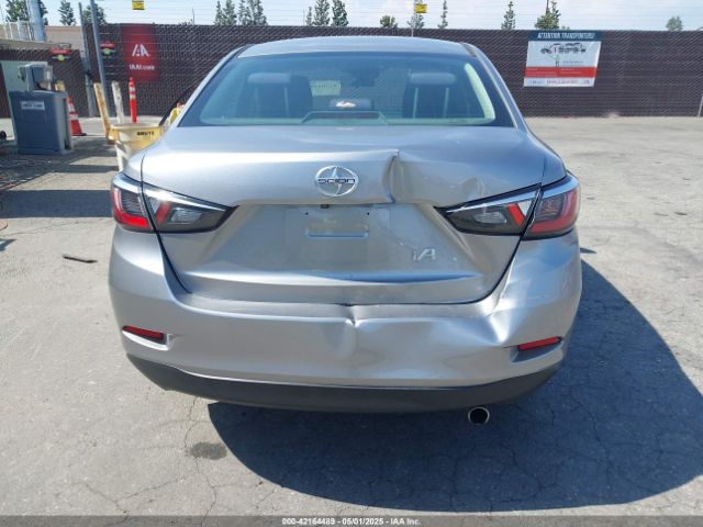 3MYDLBZV9GY102238 Scion IA