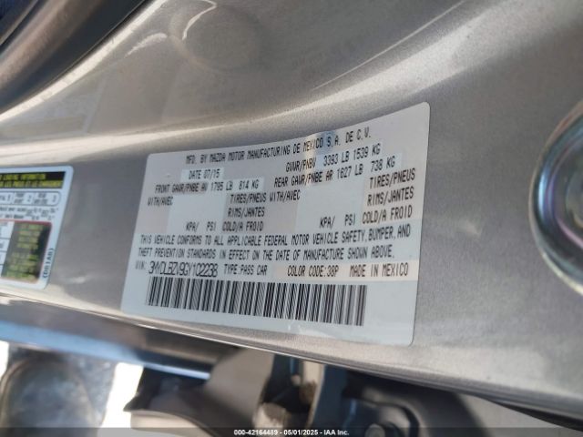 3MYDLBZV9GY102238 Scion IA