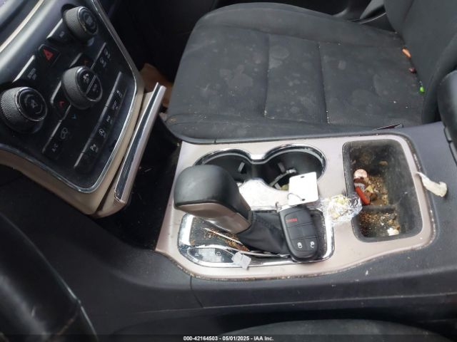 1C4RJEAG9HC685445 Jeep Grand Cherokee Laredo 4x2