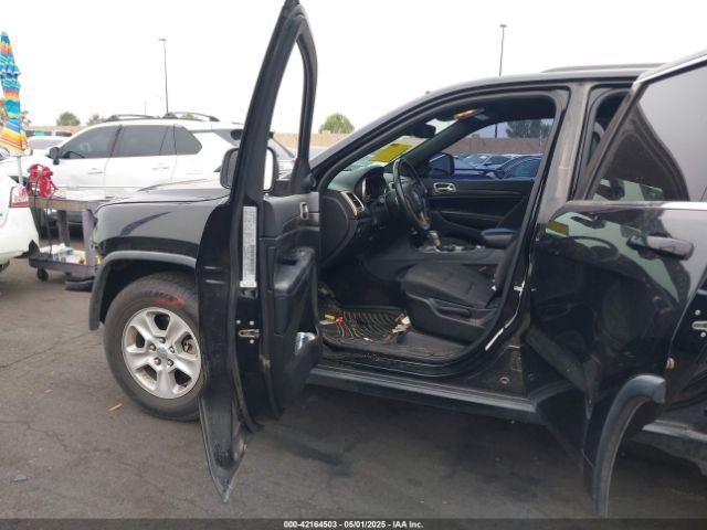 1C4RJEAG9HC685445 Jeep Grand Cherokee Laredo 4x2