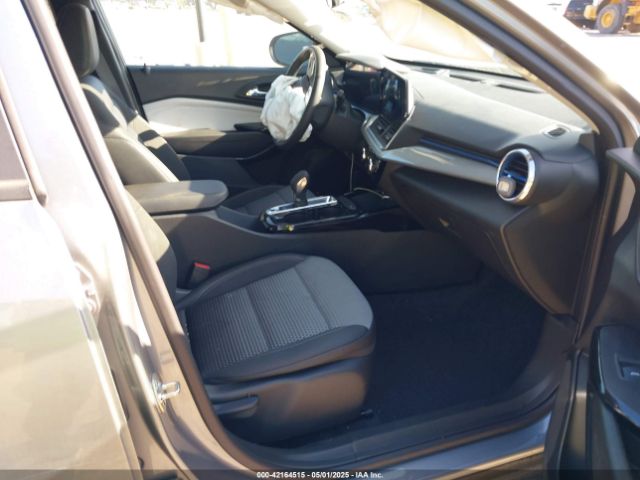 KL77LHE20RC243606 Chevrolet Trax Fwd Lt