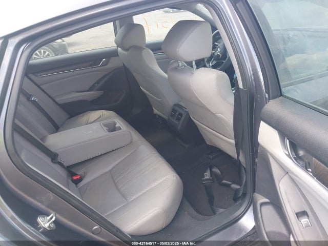Honda l15be 2018 1HGCV1F56JA232008 Image 8