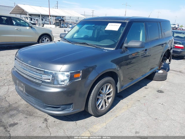 Ford FLEX SE 2018 2FMGK5B85JBA07787 Image 2