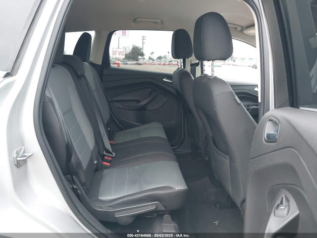 1FMCU0G77GUB39836 Ford ESCAPE SE
