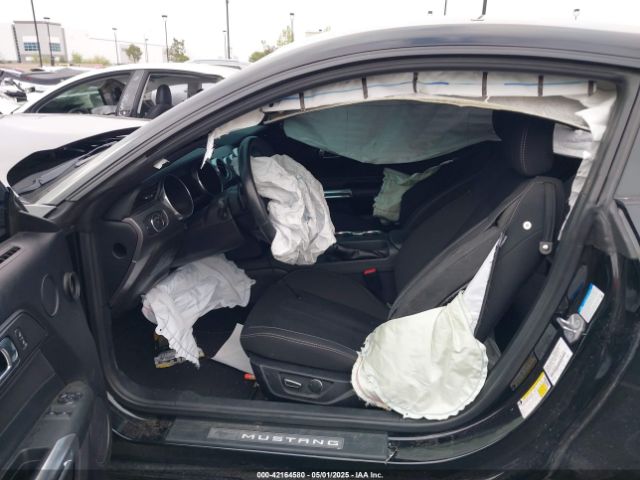 2018 FORD MUSTANG 1FA6P8CF9J5105053 Photo 4