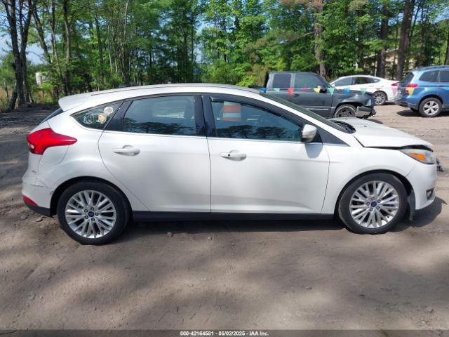 1FADP3N22GL239282 Ford Focus Titanium