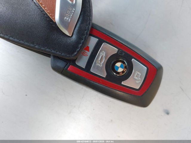 WBA8E9G55GNT43035 BMW 328I