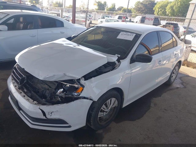 3VW267AJ8GM239243 Volkswagen Jetta 1.4t S