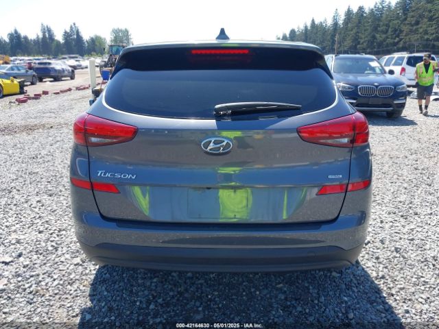 KM8J2CA45KU990734 Hyundai TUCSON SE