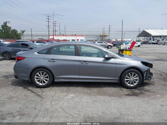 5NPE24AFXKH814401 Hyundai SONATA SE