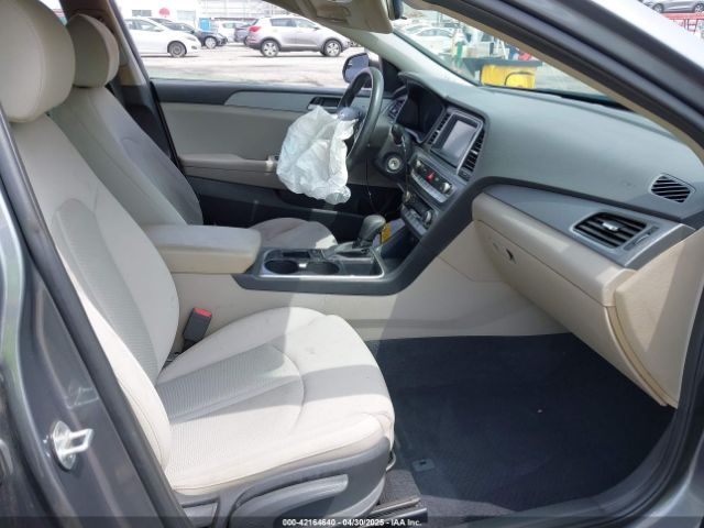 5NPE24AFXKH814401 Hyundai SONATA SE