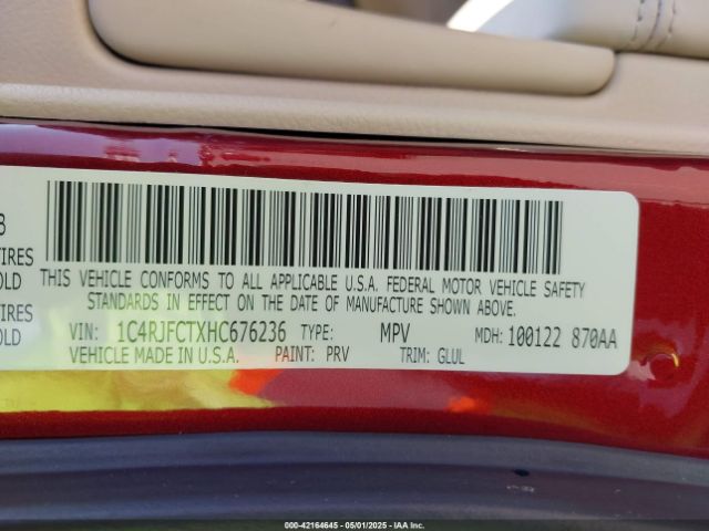 2017 JEEP GRAND CHEROKEE 1C4RJFCTXHC676236 Photo 8