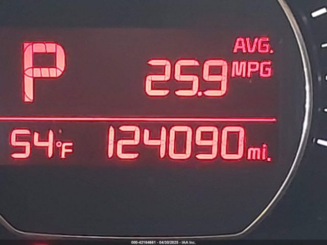 KNDJN2A2XE7056351 KIA Soul