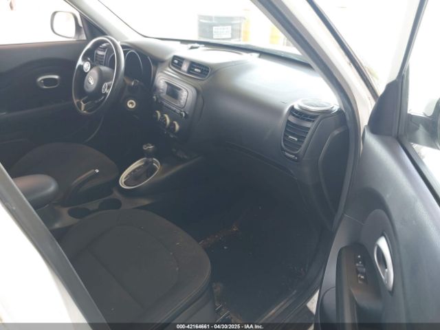 KNDJN2A2XE7056351 KIA Soul