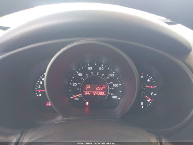 KNDJN2A2XE7056351 KIA Soul