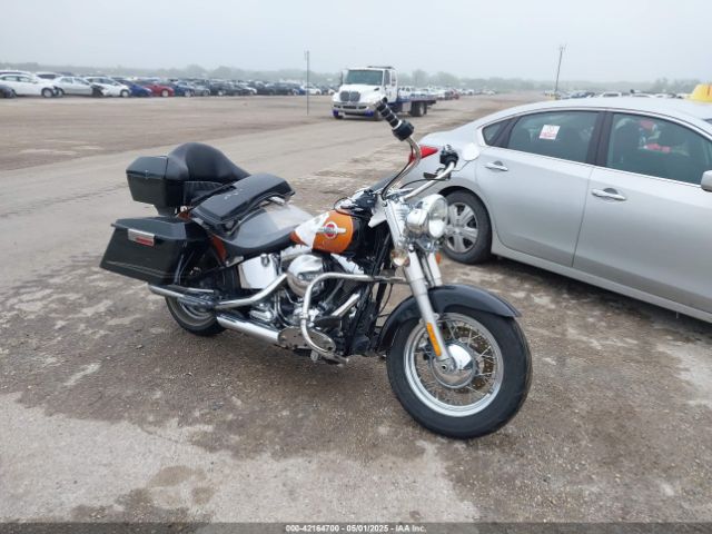 2016 HARLEY-DAVIDSON FLSTC 1HD1BWV12GB020928