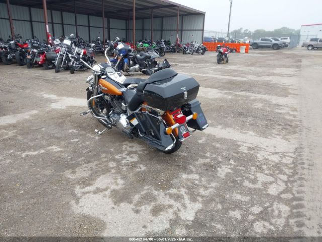 2016 HARLEY-DAVIDSON FLSTC 1HD1BWV12GB020928 Photo 2