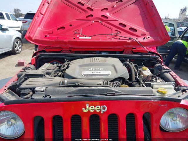 1C4BJWDGXGL174327 Jeep Wrangler Unlimited Sport