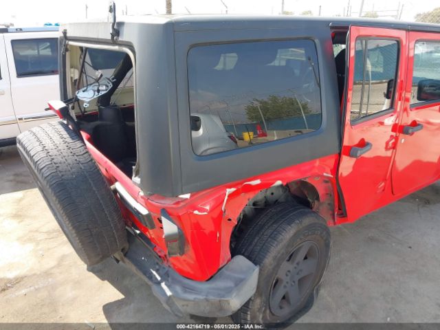1C4BJWDGXGL174327 Jeep Wrangler Unlimited Sport