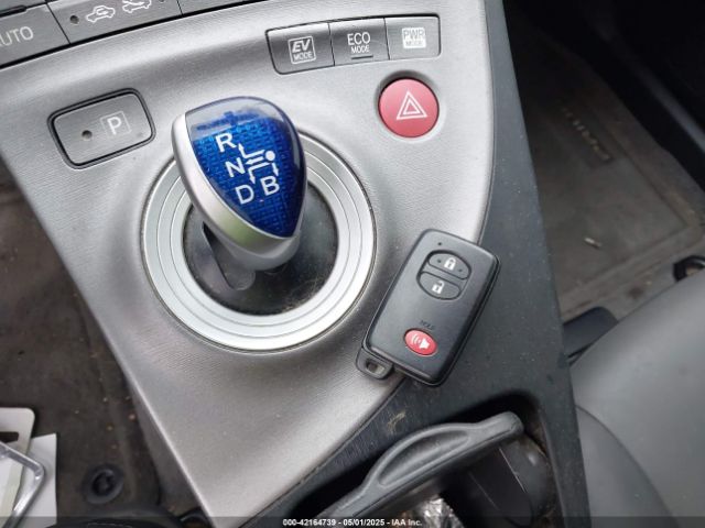 JTDKN3DU8F0480189 Toyota Prius Four