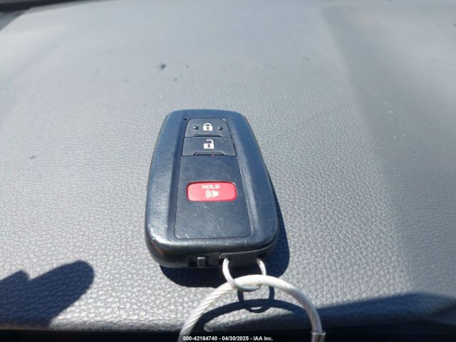 2T3W1RFVXRW324273 Toyota Rav4 Xle