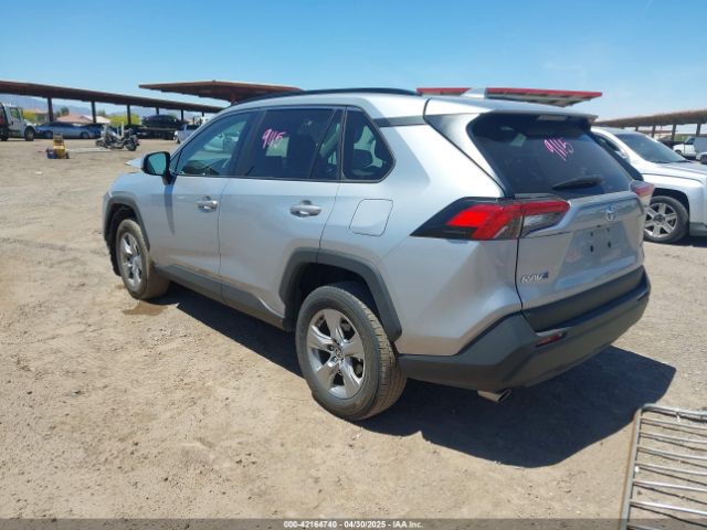 2T3W1RFVXRW324273 Toyota Rav4 Xle