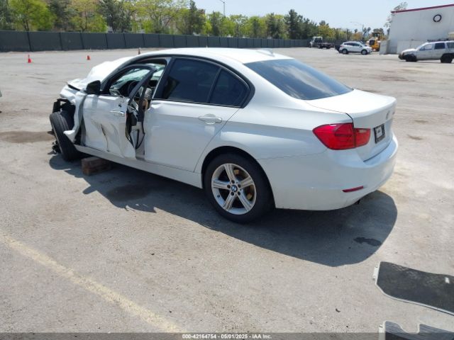 2014 BMW 320I WBA3B1G59ENS78028 Photo 2