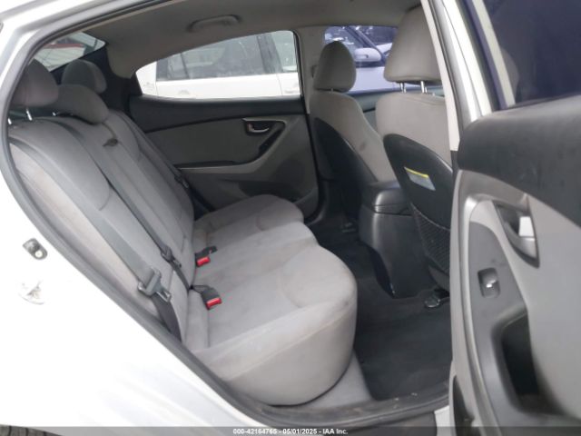 KMHDH4AE9GU490903 Hyundai ELANTRA SE
