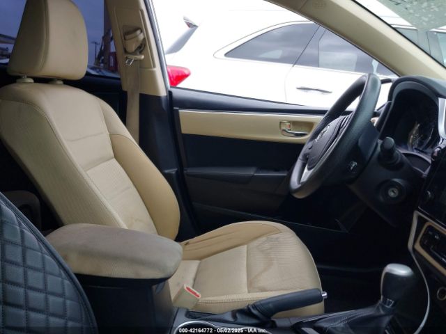 5YFBURHE5HP686961 Toyota COROLLA LE