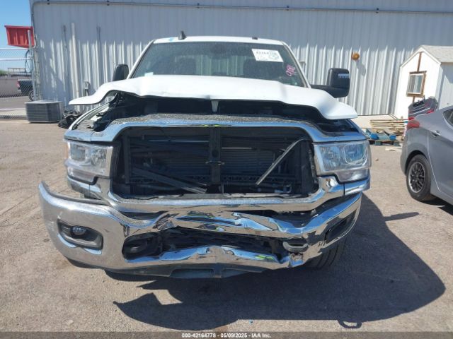 3C6UR5JL2RG337668 RAM 2500 Big Horn  4x4 8' Box