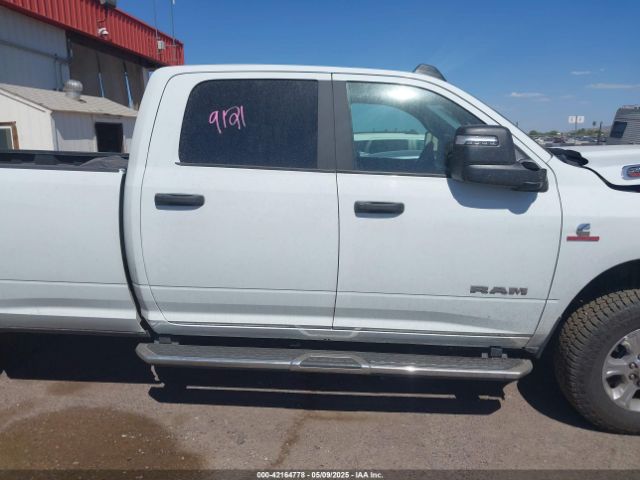3C6UR5JL2RG337668 RAM 2500 Big Horn  4x4 8' Box