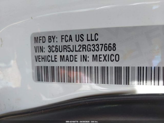 3C6UR5JL2RG337668 RAM 2500 Big Horn  4x4 8' Box