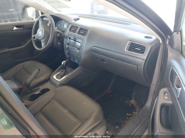 3VWD17AJ9EM272160 Volkswagen Jetta 1.8t Se