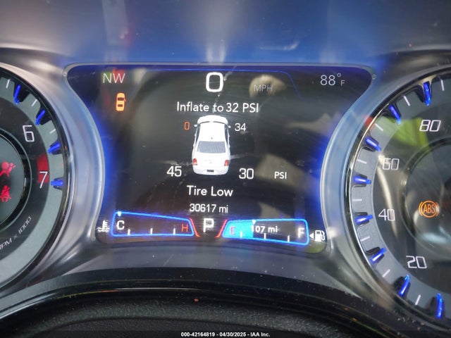 Продажа на аукционе авто 2019 Chrysler 300 300s, vin: 2C3CCABG2KH590239, номер лота: 42164819