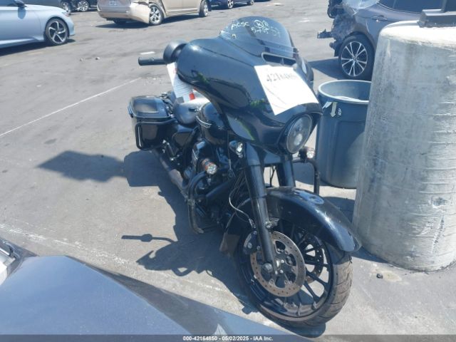 2018 HARLEY-DAVIDSON FLHXS 1HD1KRC32JB678259