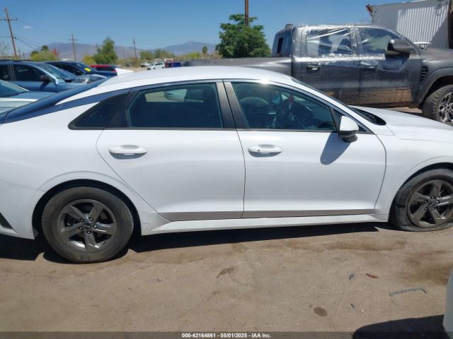 5XXG14J28MG046070 KIA K5 LXS