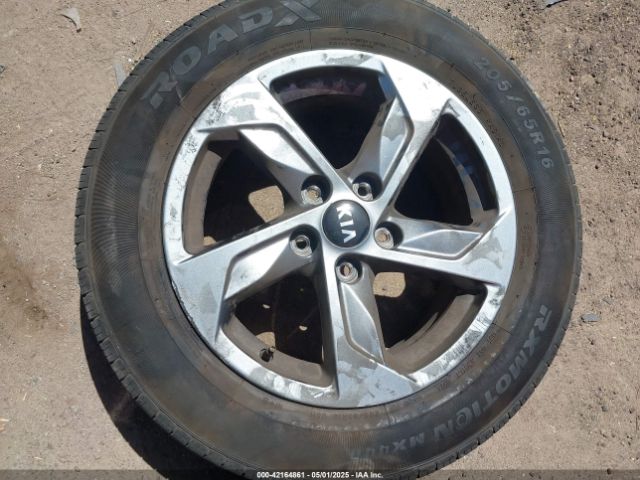 5XXG14J28MG046070 KIA K5 LXS