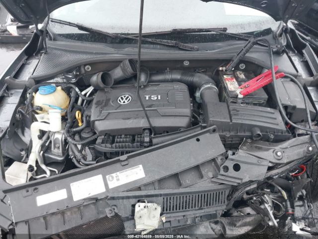 1VWAT7A37EC111063 Volkswagen Passat 1.8t S