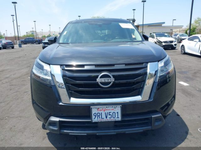 5N1DR3BA5NC220847 Nissan Pathfinder Sv 2wd