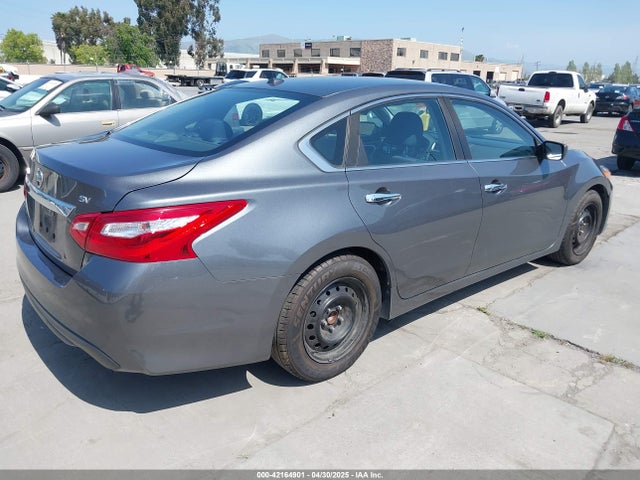 1N4AL3AP0HC220571 Nissan Altima 2.5 Sv