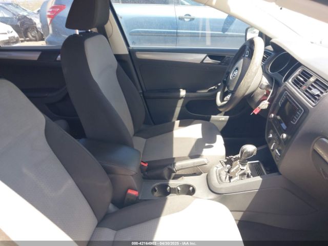 3VW2B7AJXHM255750 Volkswagen Jetta 1.4t S
