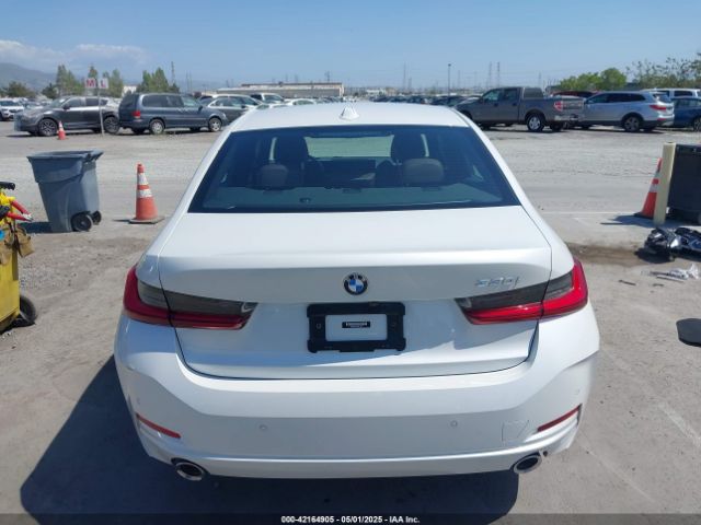 3MW69FF07P8D18303 BMW 330I