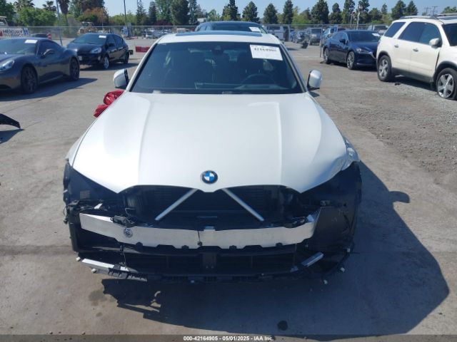 3MW69FF07P8D18303 BMW 330I